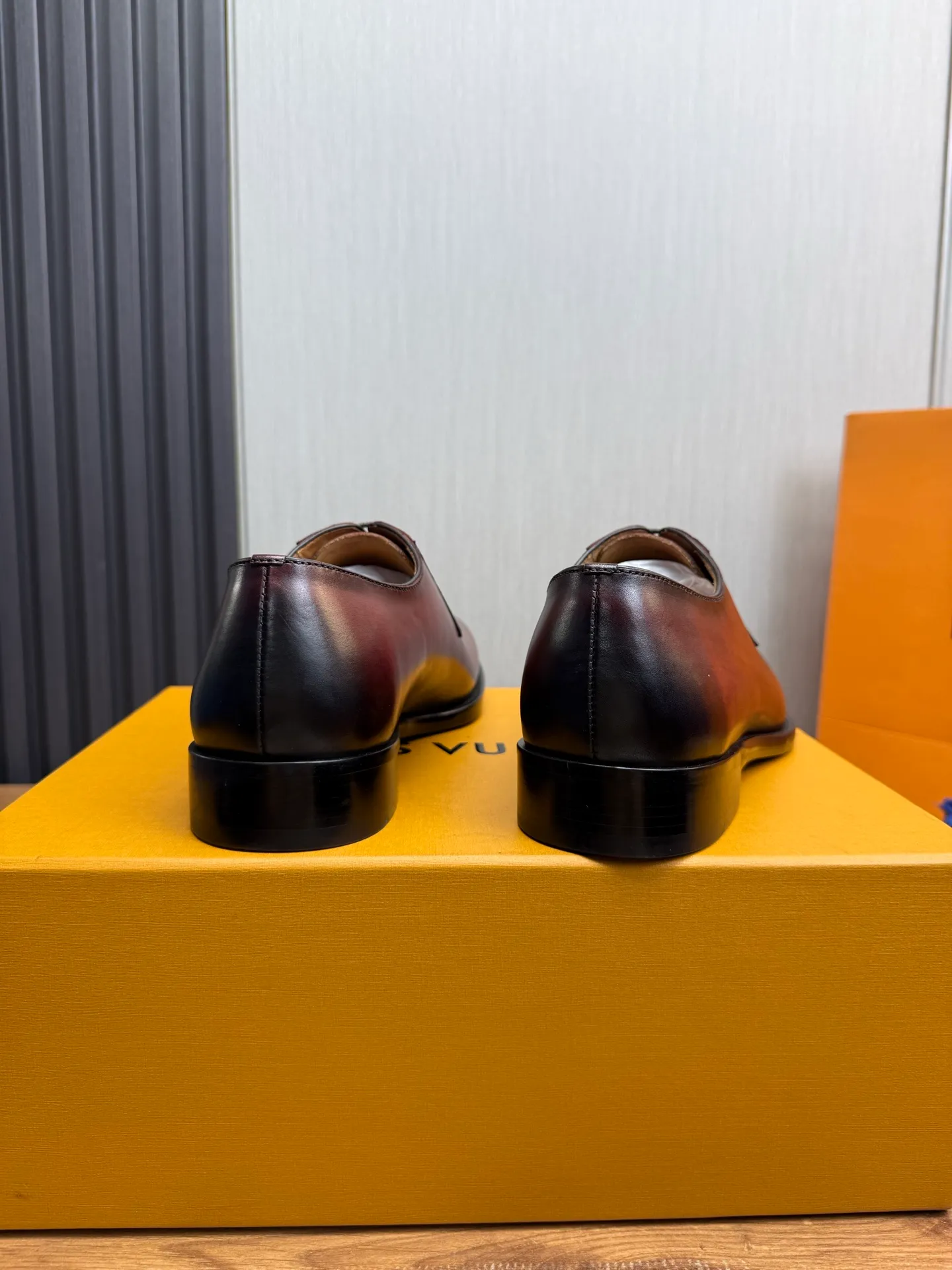 Men's shoes💰760💰 LV. Men's business casual leather shoes, 1:1 shipment ⬆️Luxurious and noble👞All imported original brand leather, just to create a more comfortable wearing experience, upper: original cowhide ➕Imported full cow lining, original leather outsole ✔️36-45 (38.45 non-refundable)